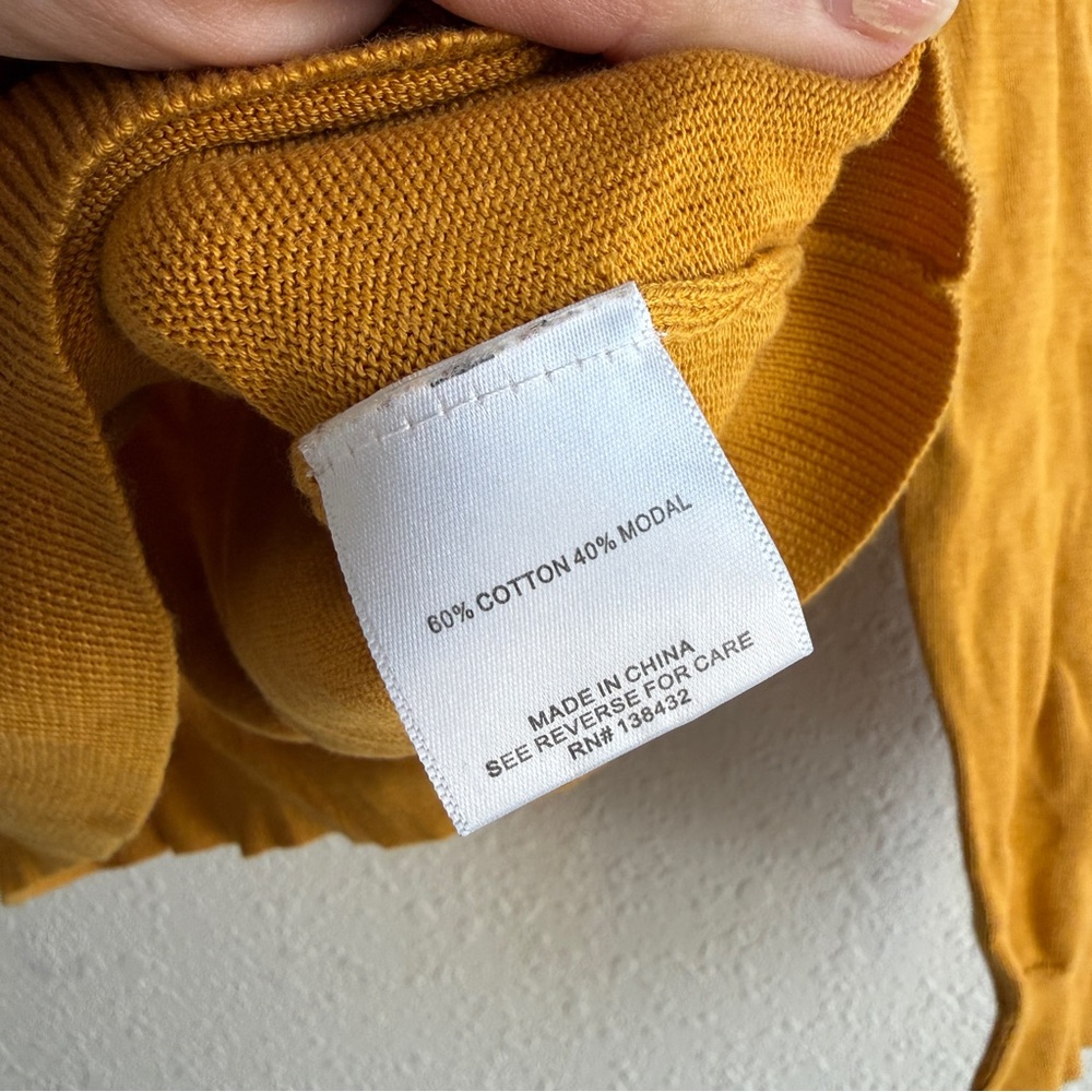 Modcloth Yellow Dachshund Weiner Dog Pullover Crewneck Sweater Size Large - Picture 5 of 6